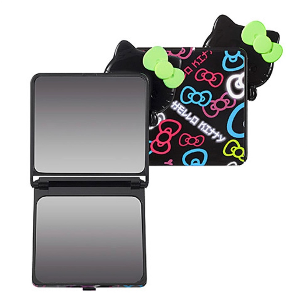 BNIB Hello Kitty x Sephora Tokyo Pop Compact Mirror, Black